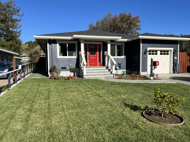 Craftsman Exterior